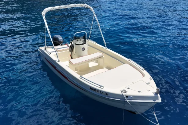 20-25-michalas-boat-rentals-paleokastritsa-2
