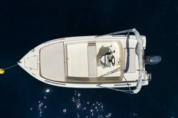 20-25-michalas-boat-rentals-paleokastritsa-3