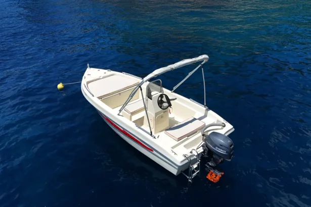 20-25-michalas-boat-rentals-paleokastritsa-4