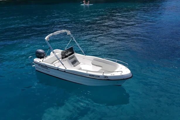 30-michalas-boat-rentals-paleokastritsa-1