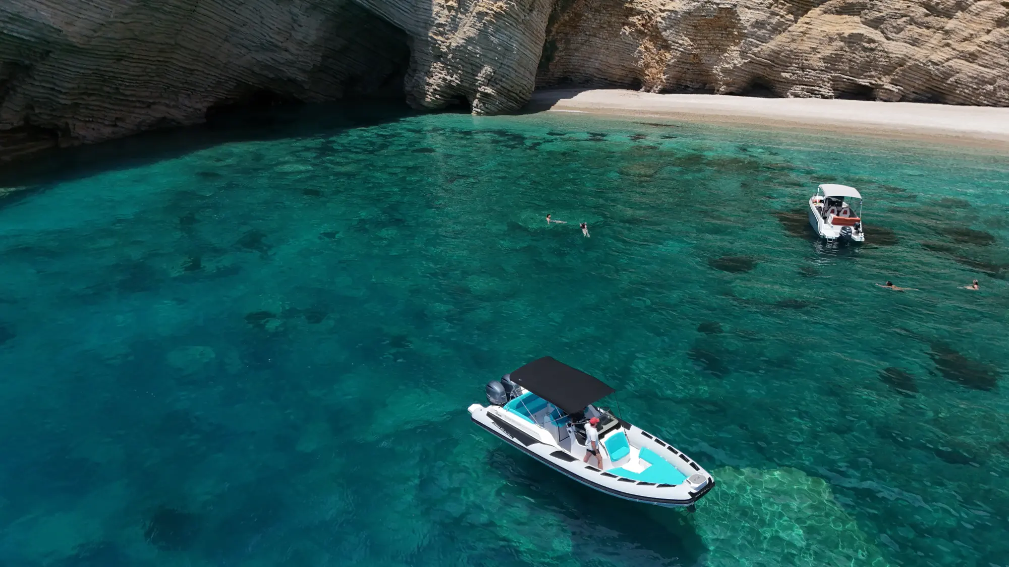 big-boats-michalas-boat-rentals-paleokastritsa-03